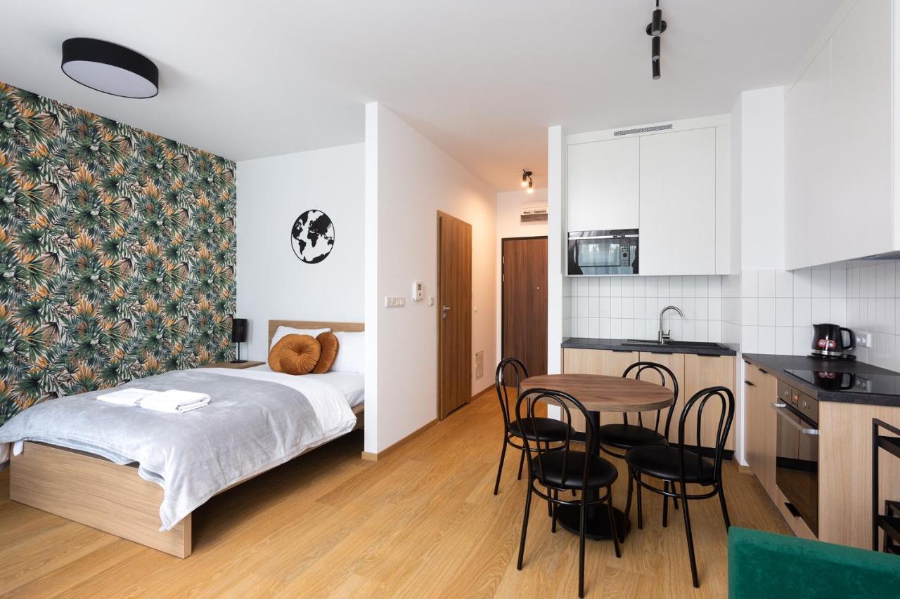 Apartments Nearto Main Railway Station Cracovia Exterior foto