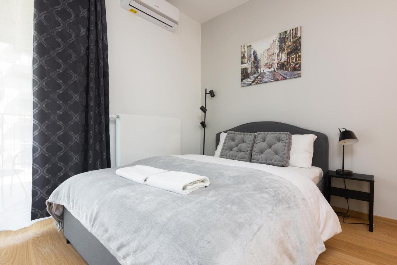 Apartments Nearto Main Railway Station Cracovia Exterior foto